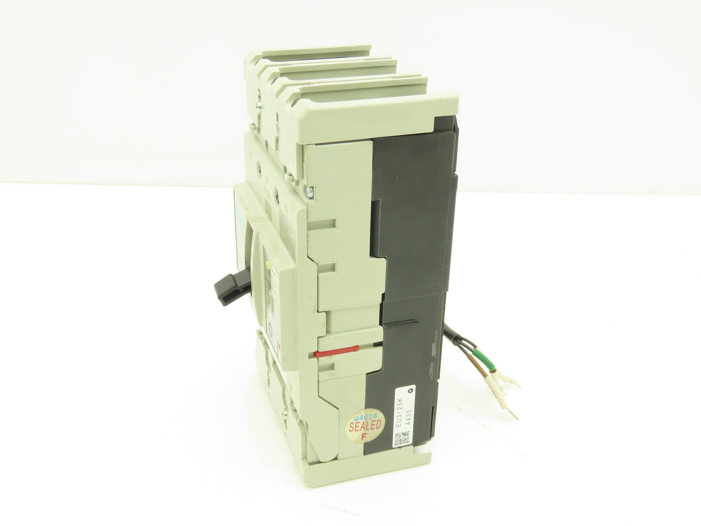 Fuji EW250JAGU-3P125 Earth Leakage Circuit Breaker 3-Pole 125A 100-440VAC
