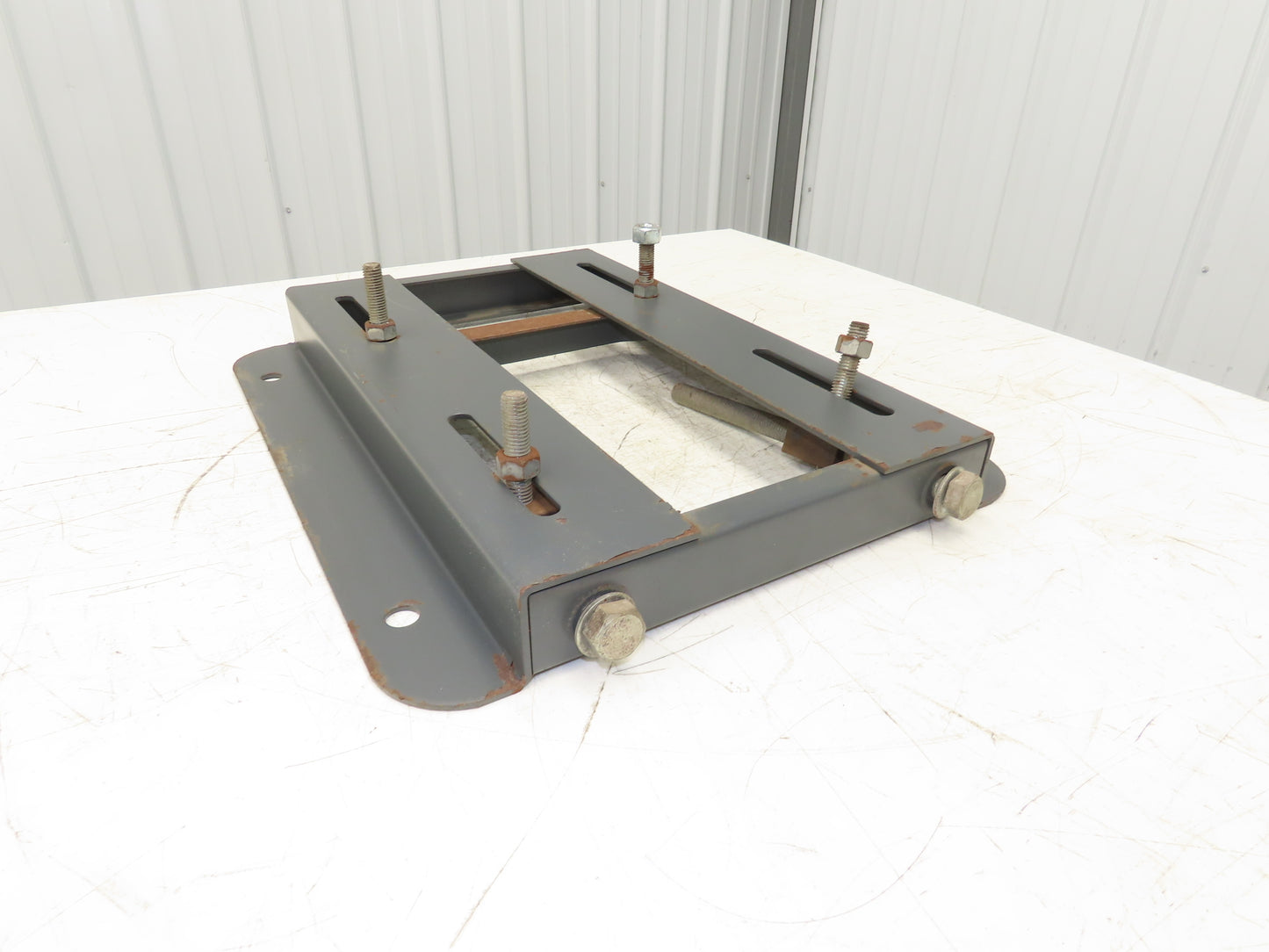 Dayton 2M516 Adjustable Electric Motor Mounting Base NEMA Frame 324 324B2
