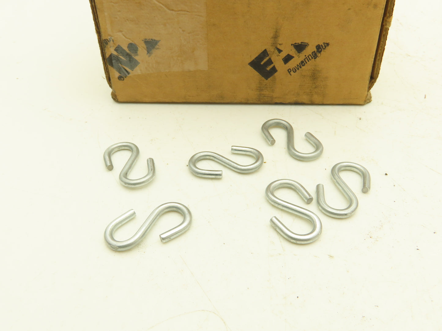 Eaton BH10 B-Line S Hook Steel Zinc Plated 29 lb 1" Overall Long Lot of 500