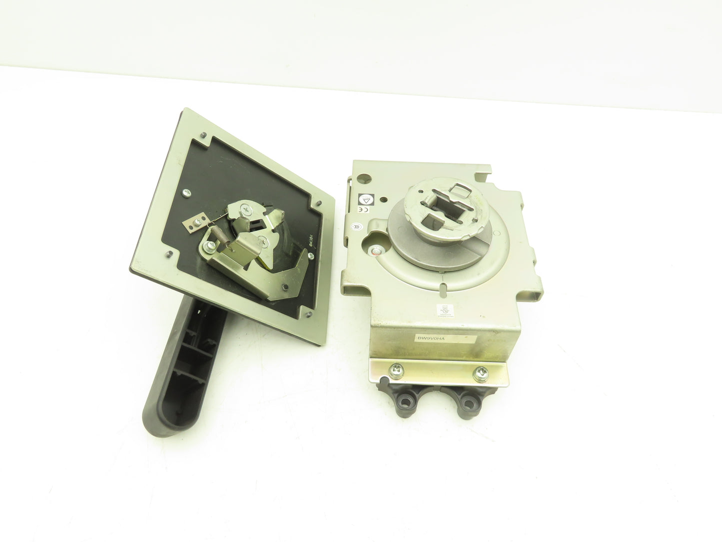 Fuji Electric BW9V0HA Circuit Breaker Rotary Disconnect Handle 400A Frame