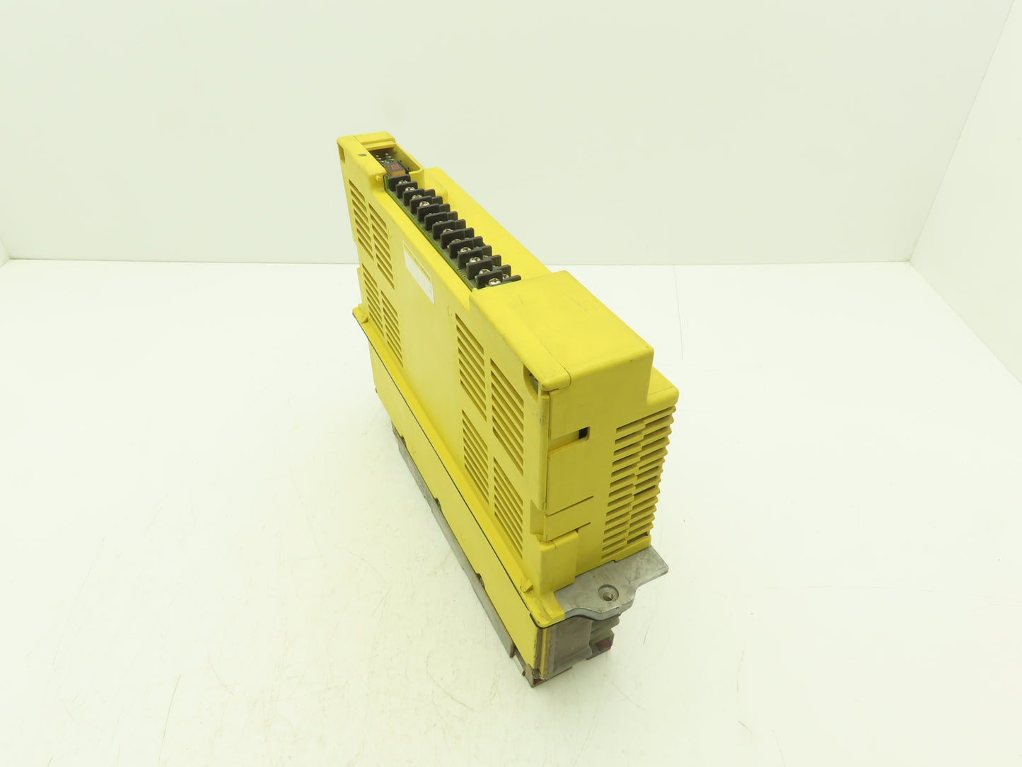 Fanuc A06B-6066-H235 Fanuc Servo Amplifier A208-1004-0861/03A