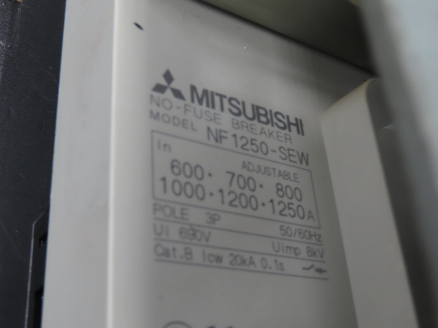 Mitsubishi NF1250-SEW Circuit Breaker 3-Pole 1250A 690VAC Rotary Handle