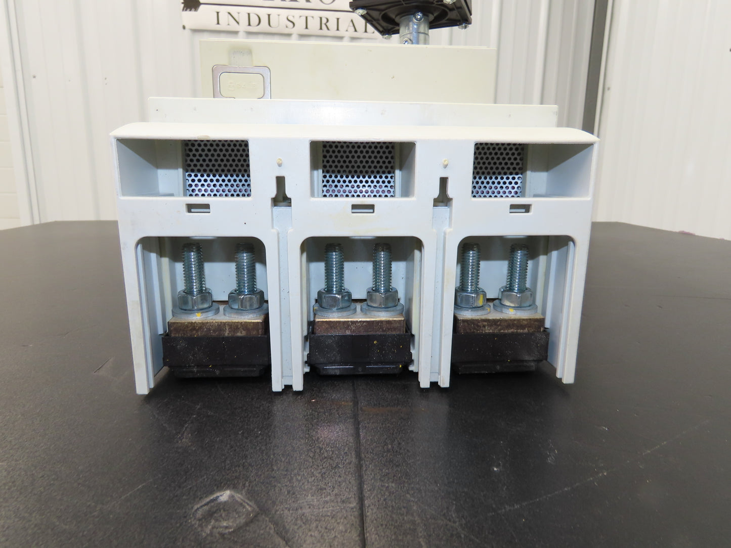 Eaton Moeller NZMN4-AE1000 Circuit Breaker 3-Pole 1000A 690VAC Rotary Handle