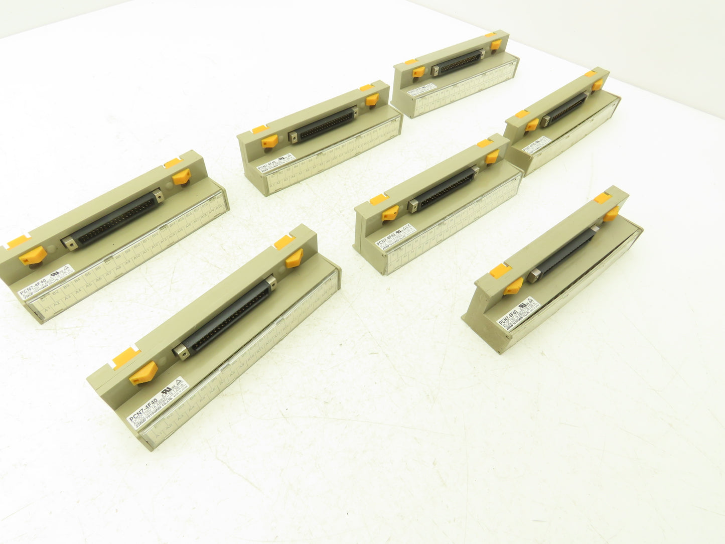 Toyogiken PCN7-4F40 Interface Terminal Block 40-Pin 24V 0.5A DIN Rail Lot of 7
