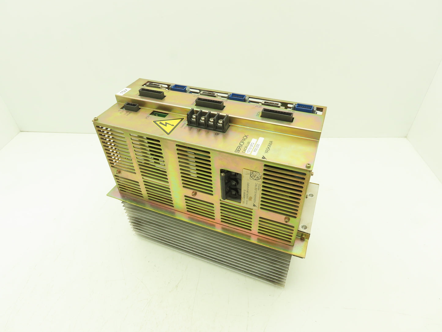 Yaskawa CACR-UIR Servopack Servo Motor Drive Controller