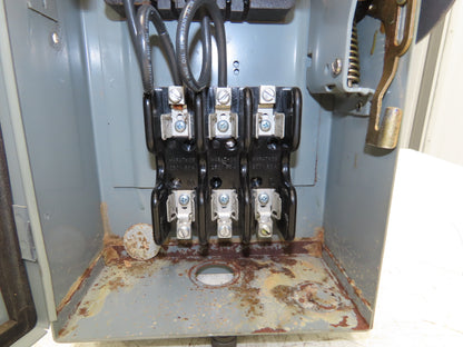 Square D HU362AWK Safety Disconnect Switch 60 Amp 600V 3 Pole W/Fuse block Added