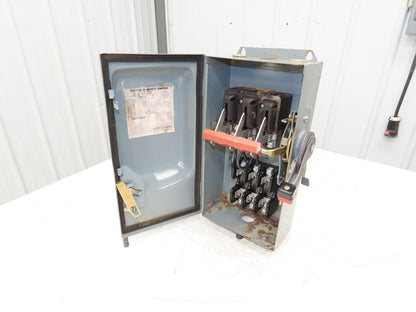 Square D HU362AWK Safety Disconnect Switch 60 Amp 600V 3 Pole W/Fuse block Added
