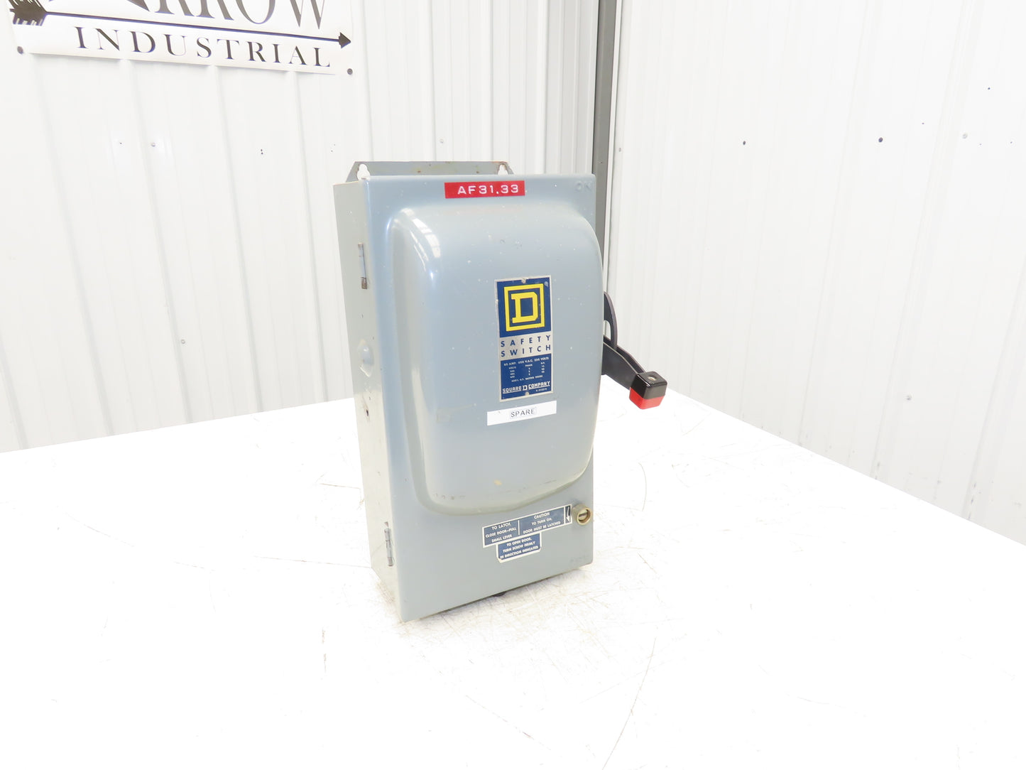 Square D HU362AWK Safety Disconnect Switch 60 Amp 600V 3 Pole W/Fuse block Added