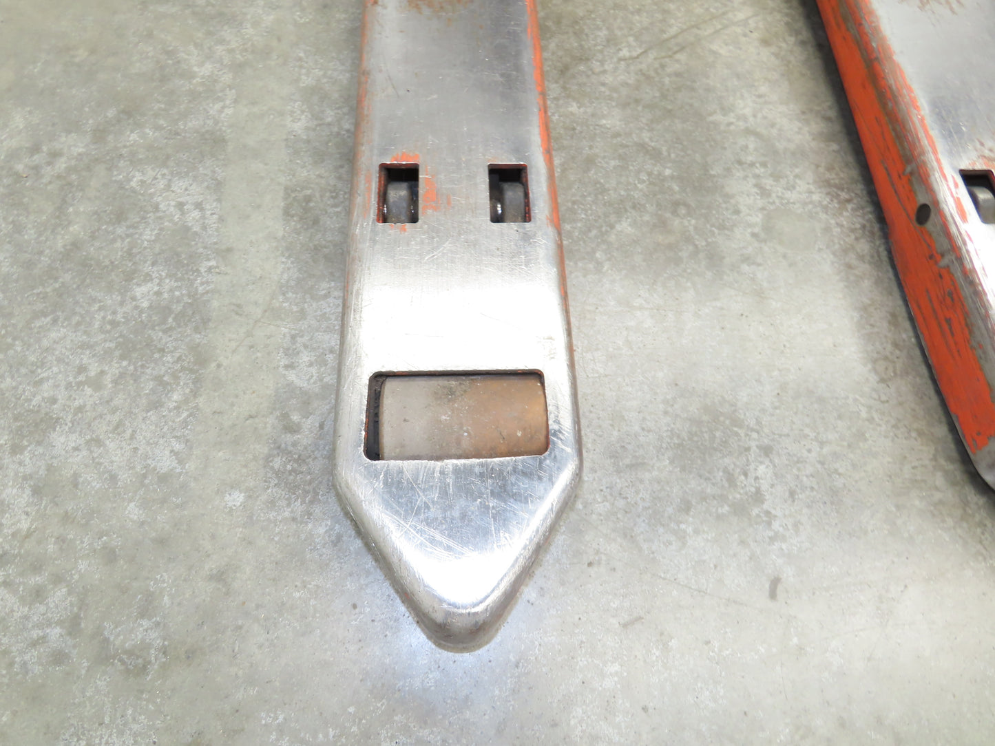 Toyota 7HBW23 Electric Pallet Jack 4500 lb 45" Forks 8.5" Lift 24V 2140H
