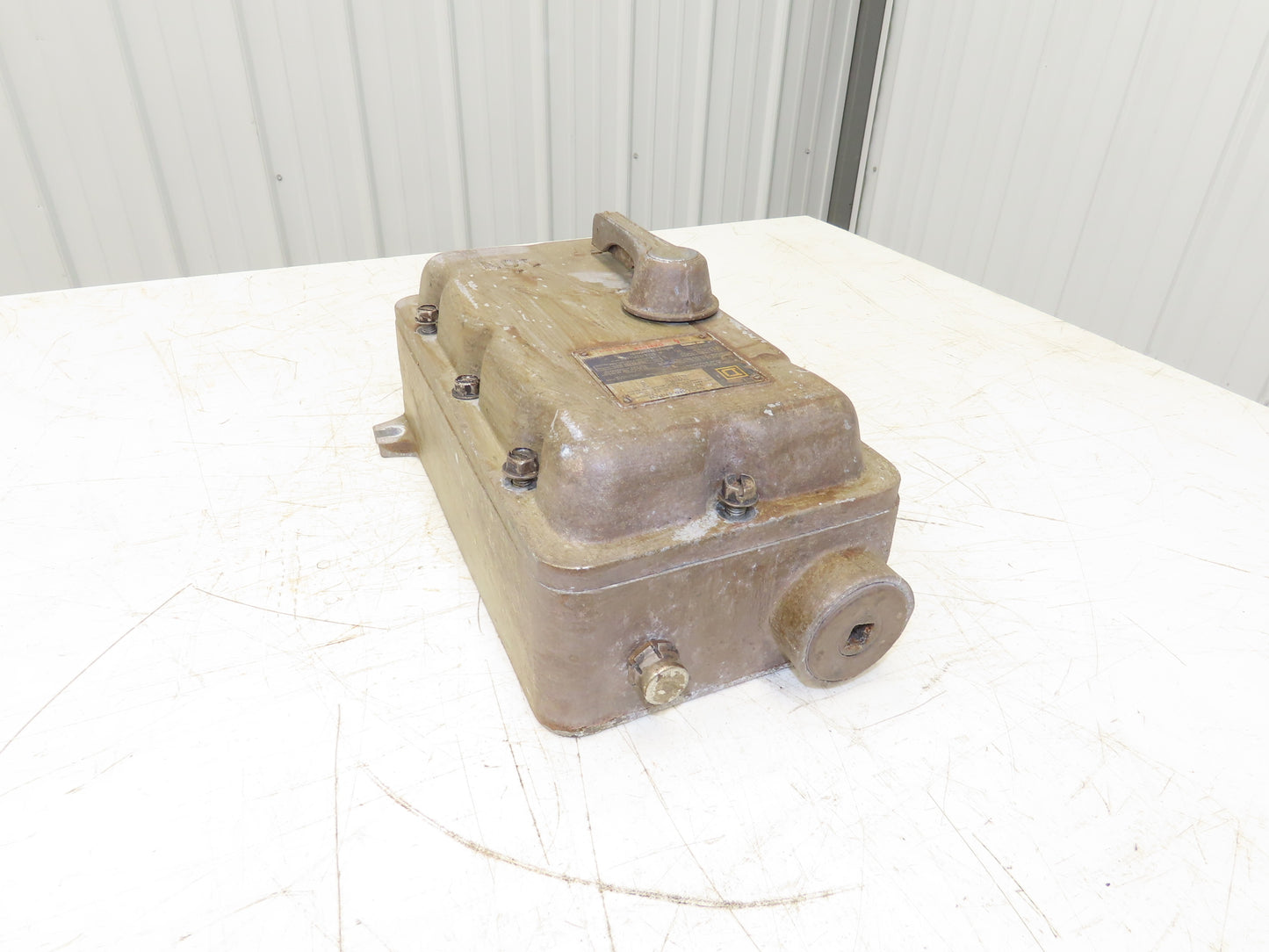 Square D H-100-XFA Explosion Proof Circuit Breaker Switch Enclosure 100A 600VAC