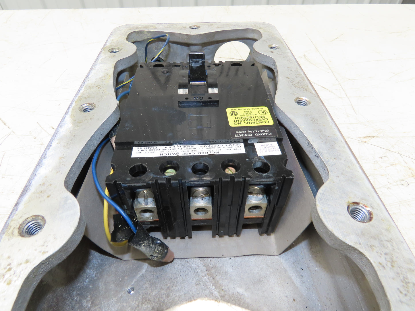 Square D H-100-XFA Explosion Proof Circuit Breaker Switch Enclosure 100A 600VAC