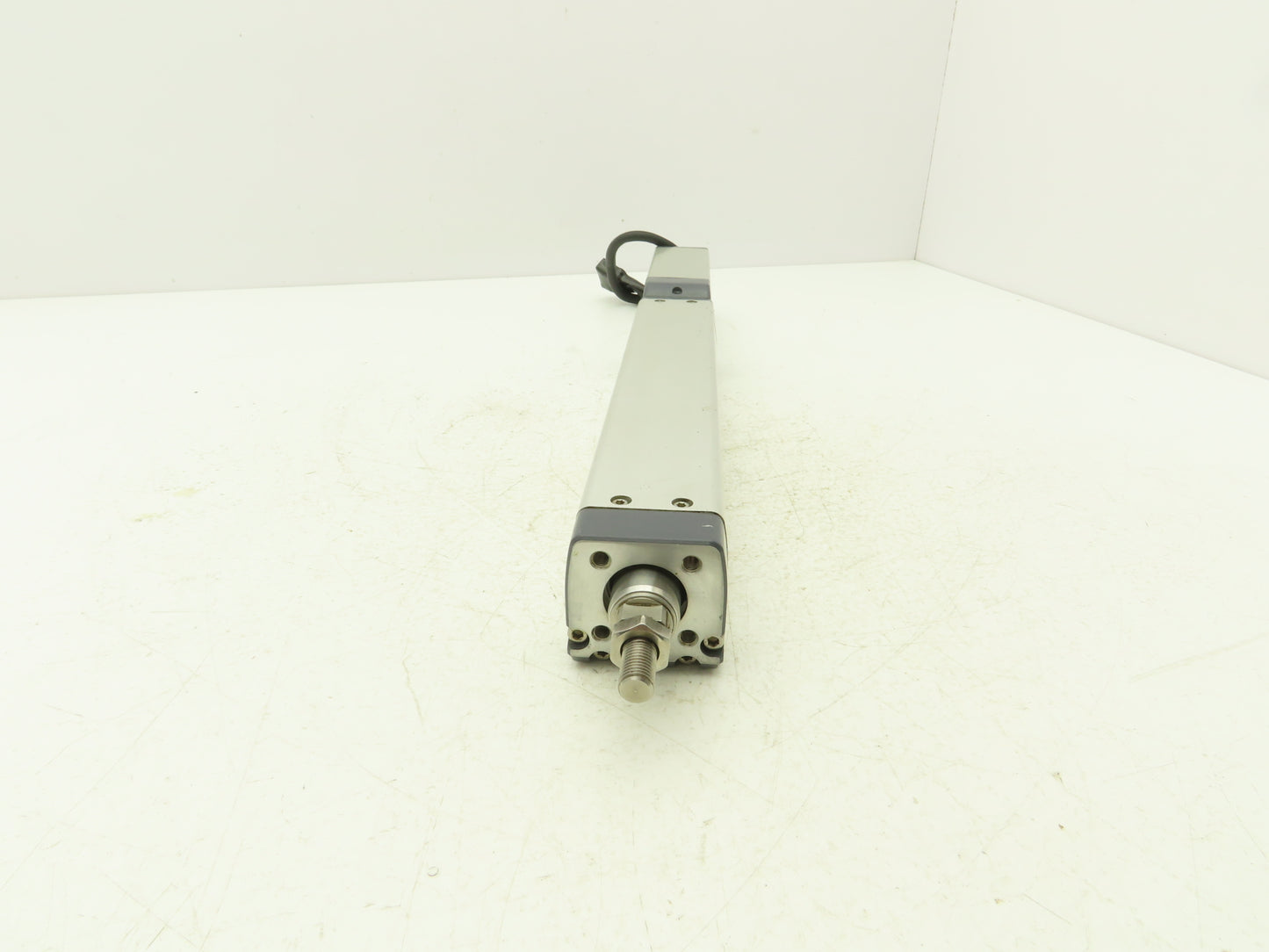 IAI RCP4-RA5C-I-42P-6-200-P3-M-B Motorized Ball Screw Robo Cylinder 200mm Stroke
