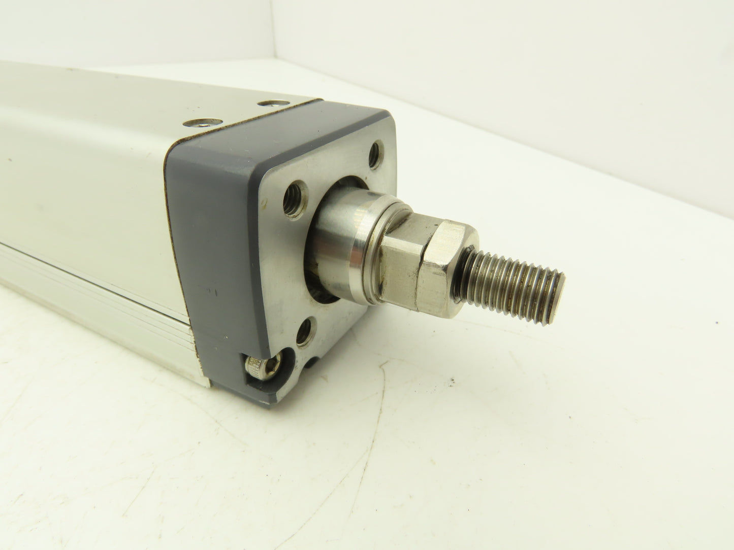 IAI RCP4-RA5C-I-42P-6-200-P3-M-B Motorized Ball Screw Robo Cylinder 200mm Stroke