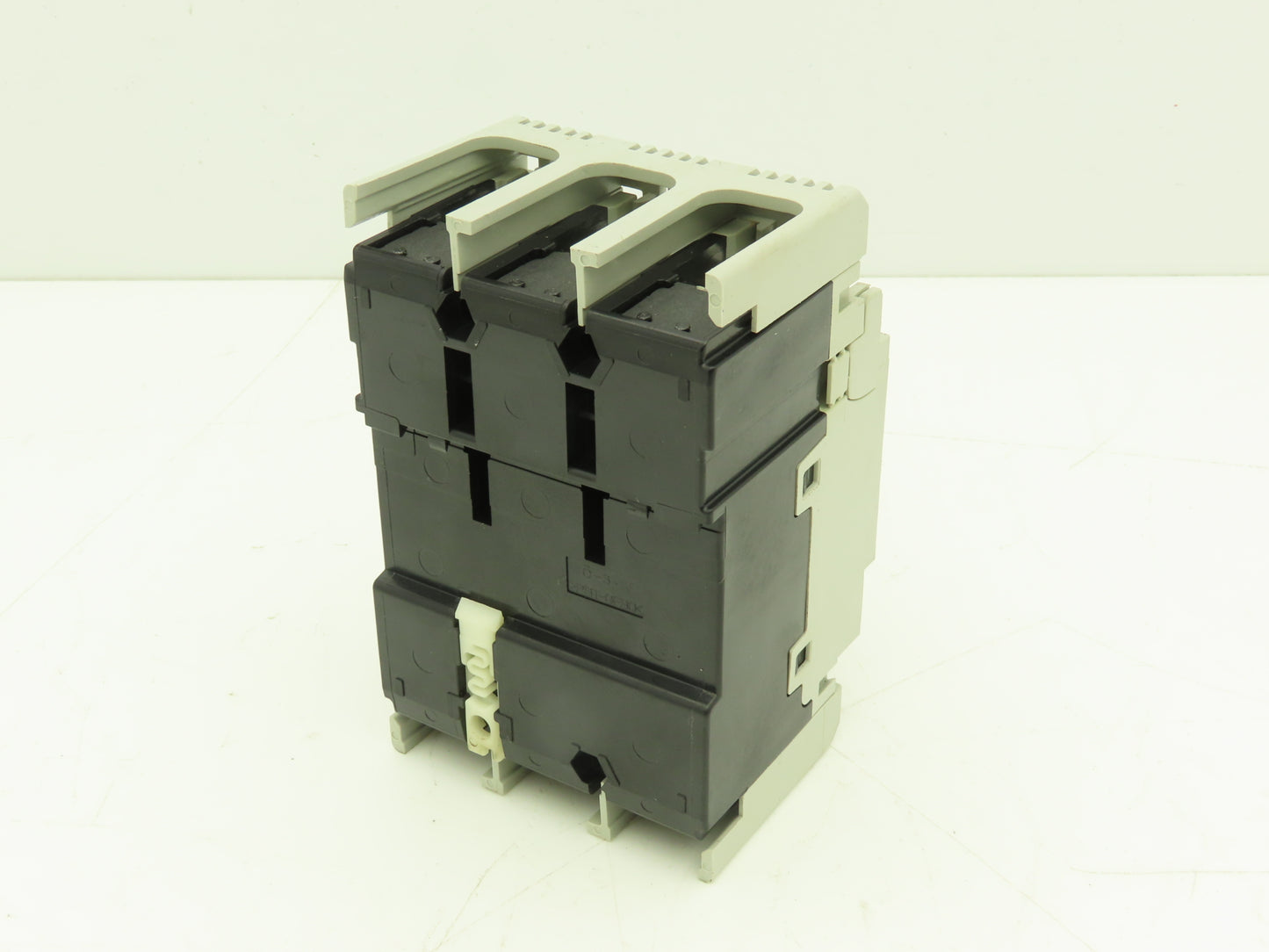 Fuji BW100EAGU-3P060 3-Pole Auto Circuit Breaker 60A 500V 3Ph Molded Case