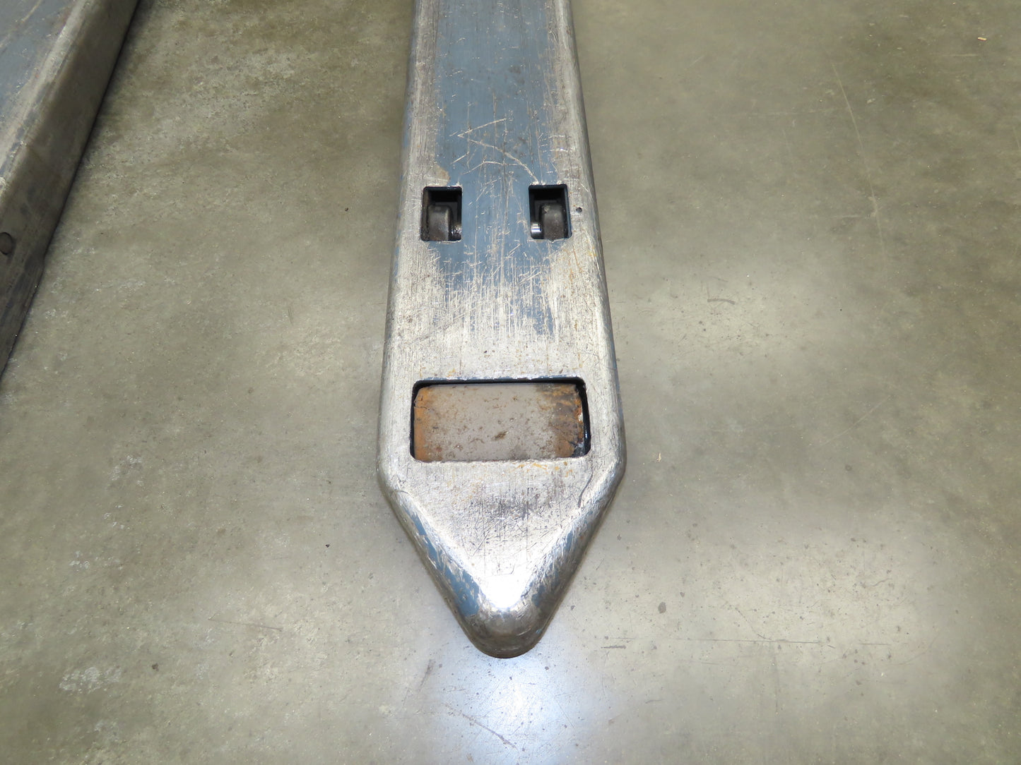 Toyota 8HBW23 Electric Walkie Pallet Jack 4500 lb 45" Forks 8.5" Lift 24V 1250H