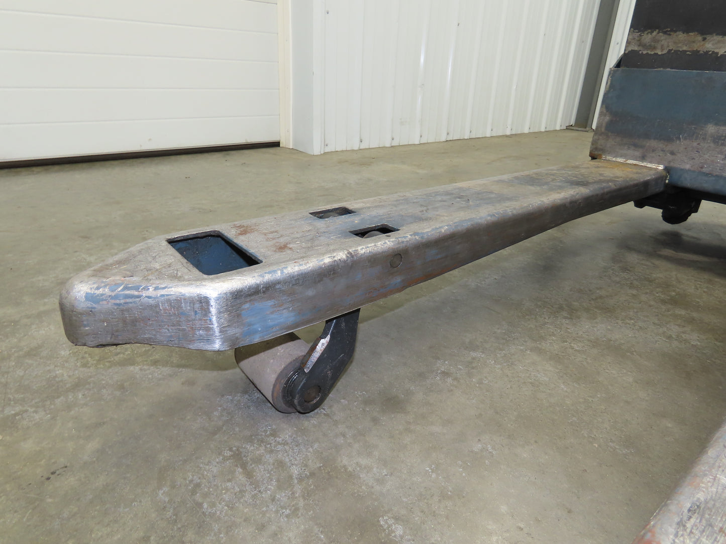 Toyota 8HBW23 Electric Walkie Pallet Jack 4500 lb 45" Forks 8.5" Lift 24V 1590H