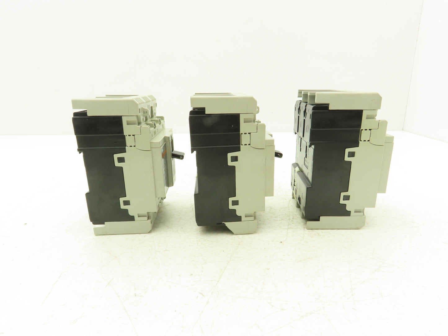 Fuji BW50RAGU3P020 3-Pole Auto Circuit Breaker 20A 500V 3Ph Molded Case Lot of 3
