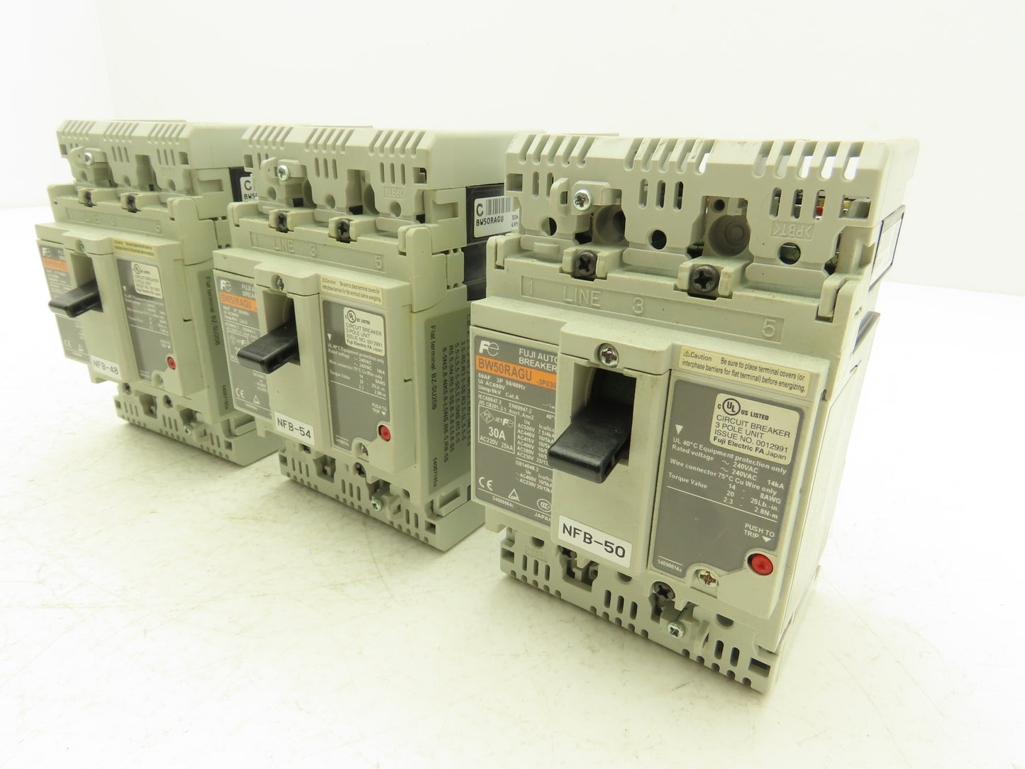 Fuji BW50RAGU3P030 3-Pole Auto Circuit Breaker 30A 500V 3Ph Molded Case Lot of 3
