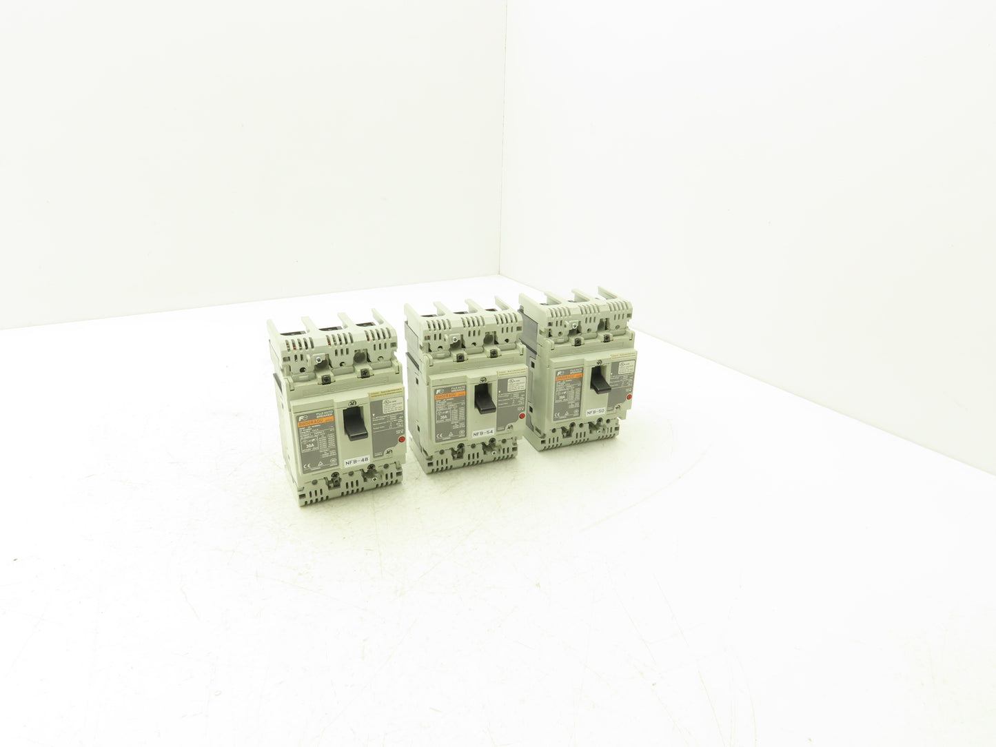 Fuji BW50RAGU3P030 3-Pole Auto Circuit Breaker 30A 500V 3Ph Molded Case Lot of 3