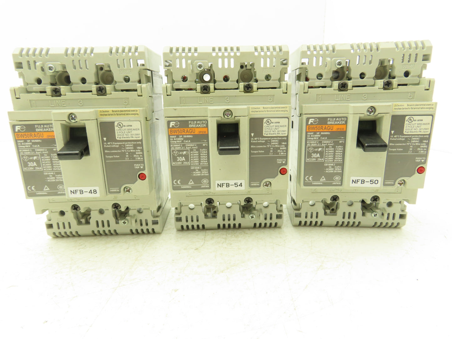 Fuji BW50RAGU3P030 3-Pole Auto Circuit Breaker 30A 500V 3Ph Molded Case Lot of 3