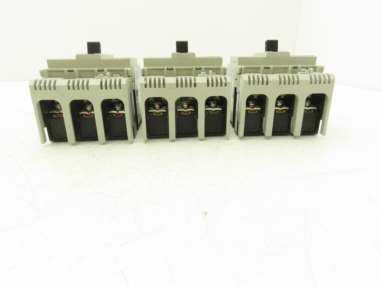 Fuji BW50RAGU3P030 3-Pole Auto Circuit Breaker 30A 500V 3Ph Molded Case Lot of 3
