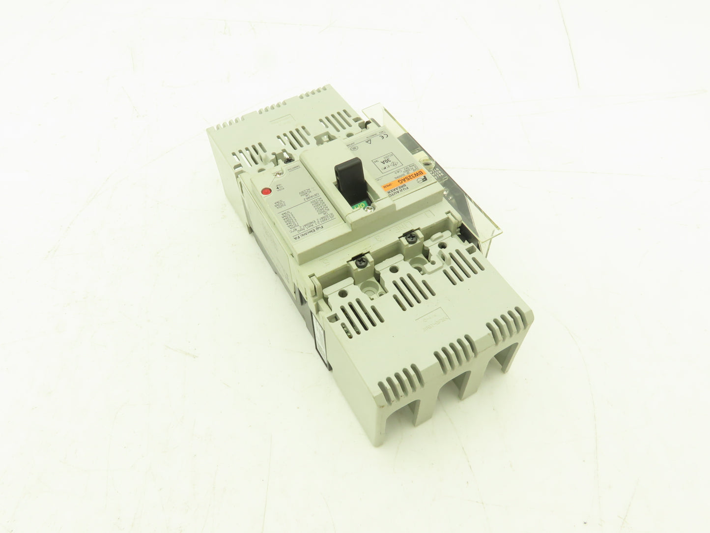 Fuji BW32SAG3P030 3-Pole Auto Circuit Breaker 30A 690V 3Ph Molded Case Lot of 2