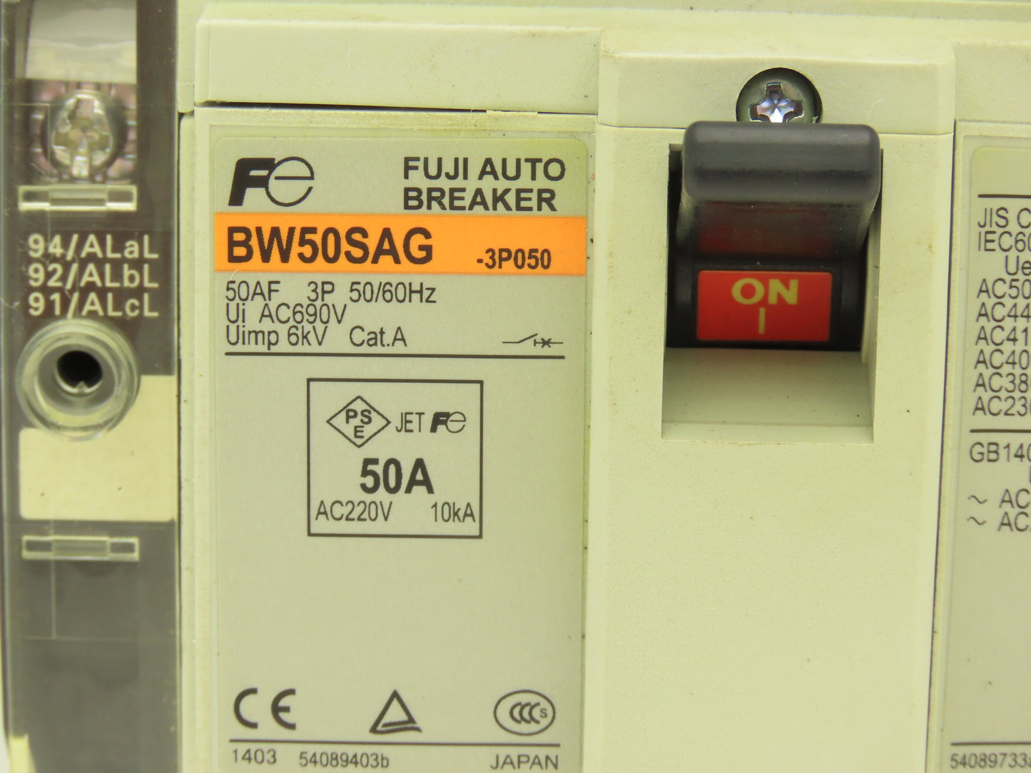 Fuji BW50SAG3P050 3-Pole Auto Circuit Breaker 50A 690V 3Ph Molded Case