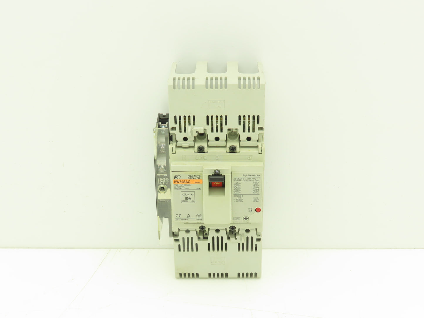 Fuji BW50SAG3P050 3-Pole Auto Circuit Breaker 50A 690V 3Ph Molded Case
