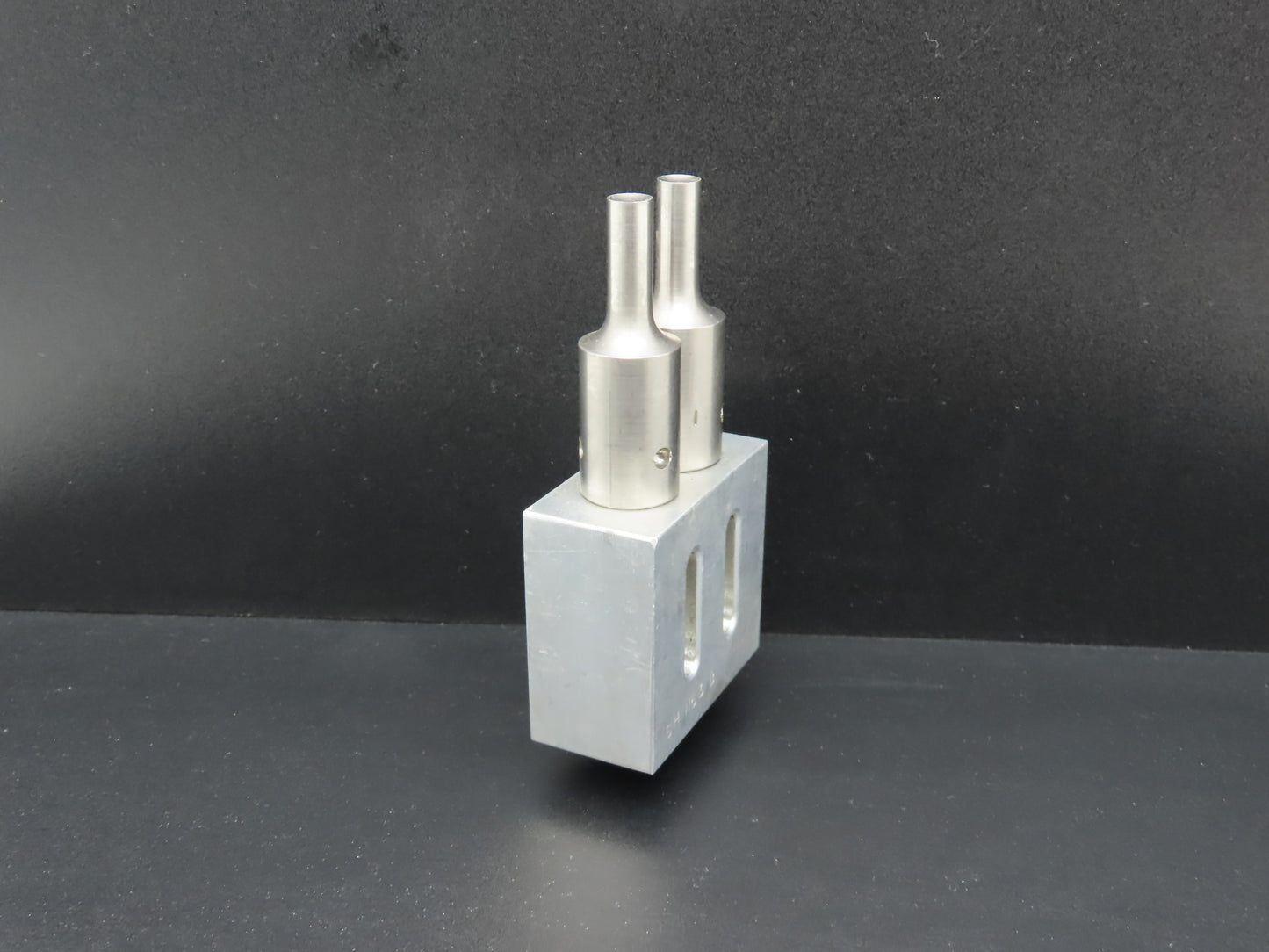 SH153B Ultrasonic Welding 3/8" Double Horn Slotted Aluminum Plate 2.5"x 2.28"