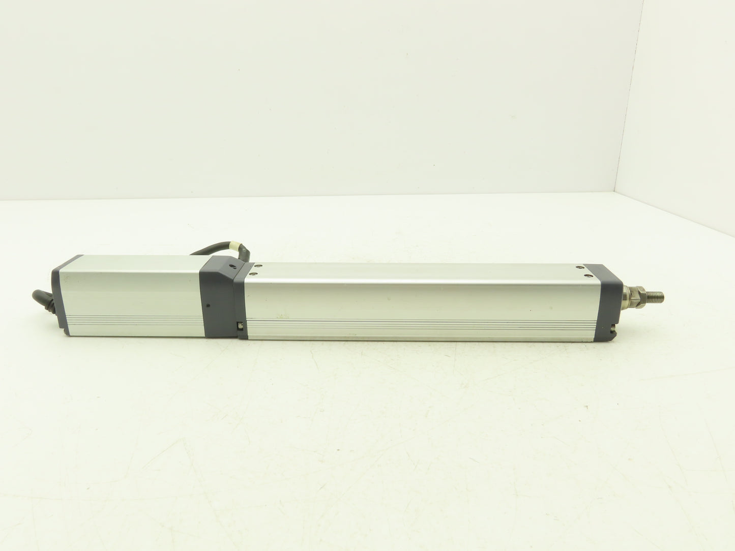 IAI RCP4-RA5C-I-42P-6-200-P3-M-B Robo Cylinder 24VDC Pulse Motor 200mm Stroke