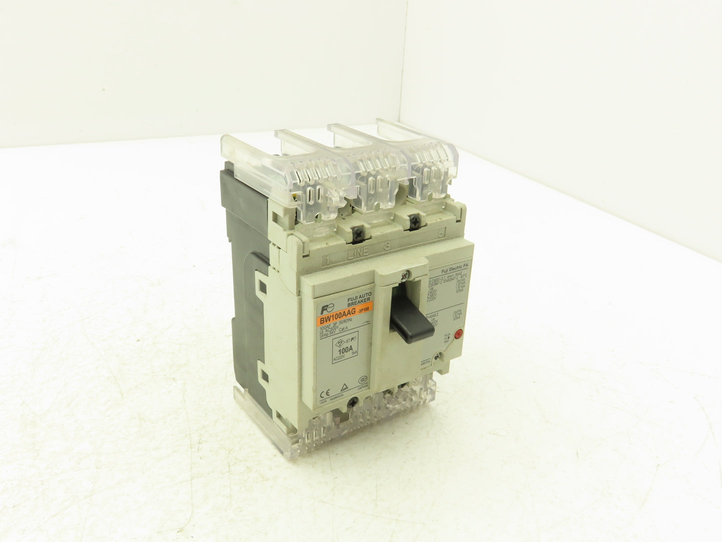 Fuji BW100AAG-3P100 3-Pole Auto Circuit Breaker 100A 500V 3Ph Molded Case