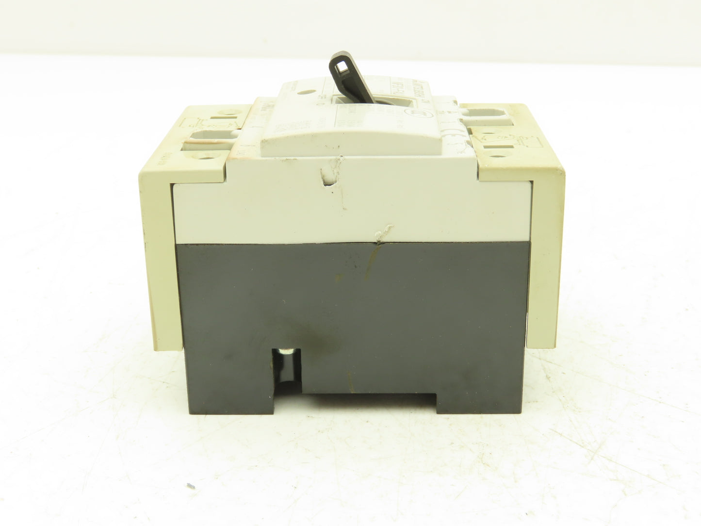 Mitsubishi NF30-FAU 3-Pole No Fuse Circuit Breaker 5A 200-230V 3Ph Lot of 11