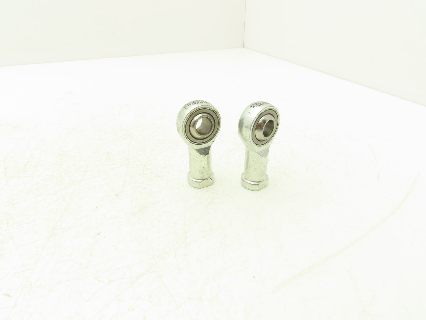 Tescubal 78-8057-5747-9 Cylinder Rod End Swivel 12-1.25mm RH Threads ID Lot of 2