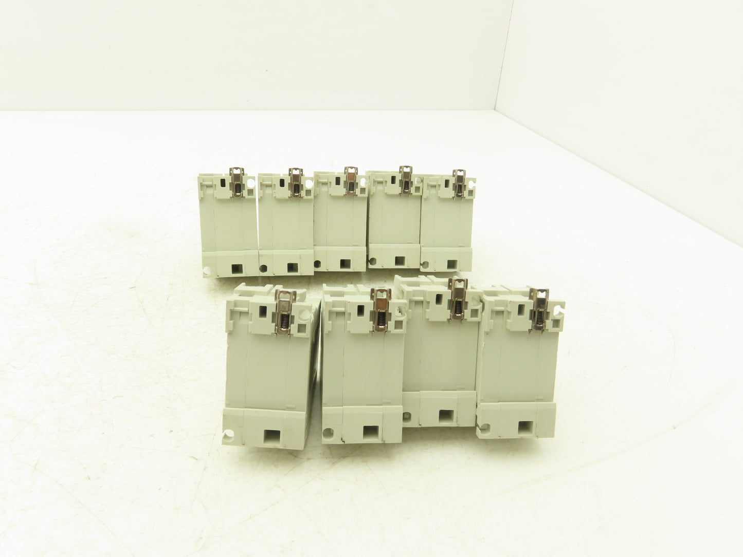 Fuji CP32FM/3 2-Pole Circuit Protector 3A M Curve 250VAC/125VDC Lot of 9