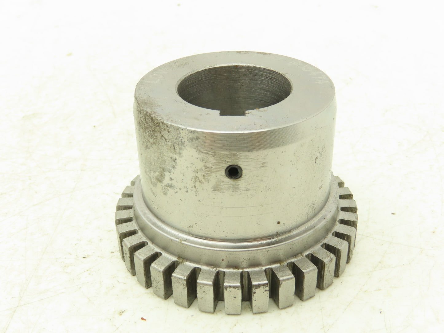 Lovejoy 1040 HUB 1-1/4 Hub Gear Coupling 1-1/4" Bore 1/4X1/8KW Some Shelf Wear