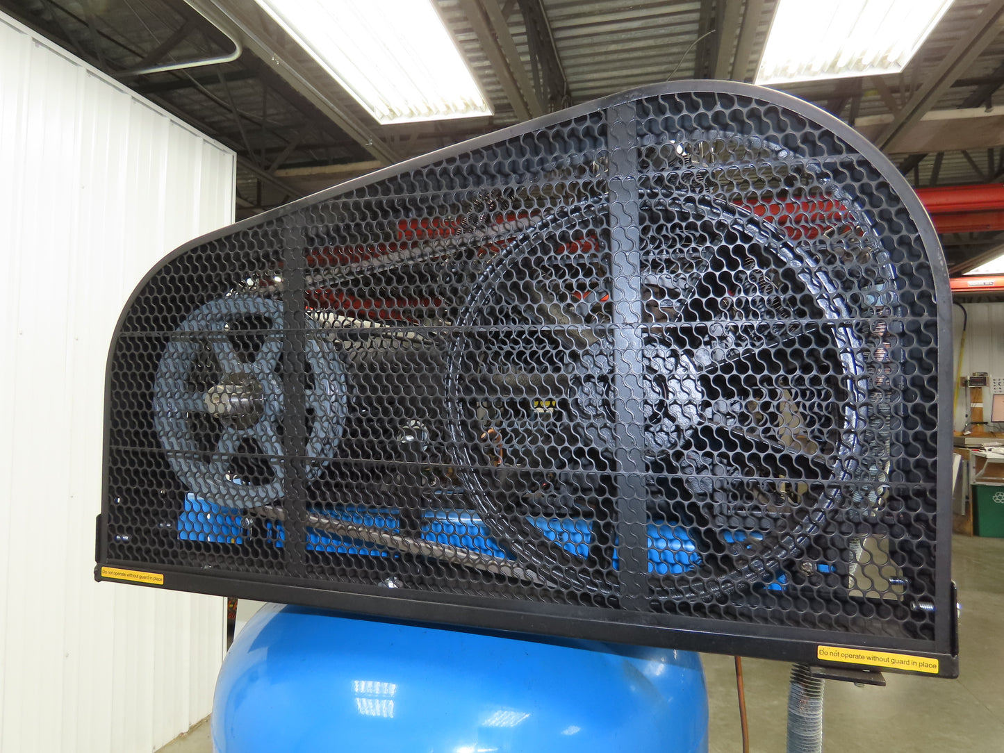 Puma TUE-7580VM Reciprocating Air Compressor 24.8CFM 7.5HP 230V 1 Phase 80 Gal