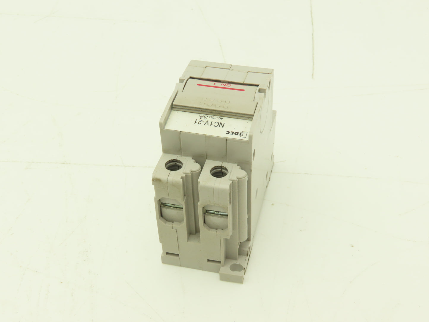 IDEC NC1V-2100 3A Circuit Protector 2 Pole A Curve 250VAC/125VDC Lot of 11