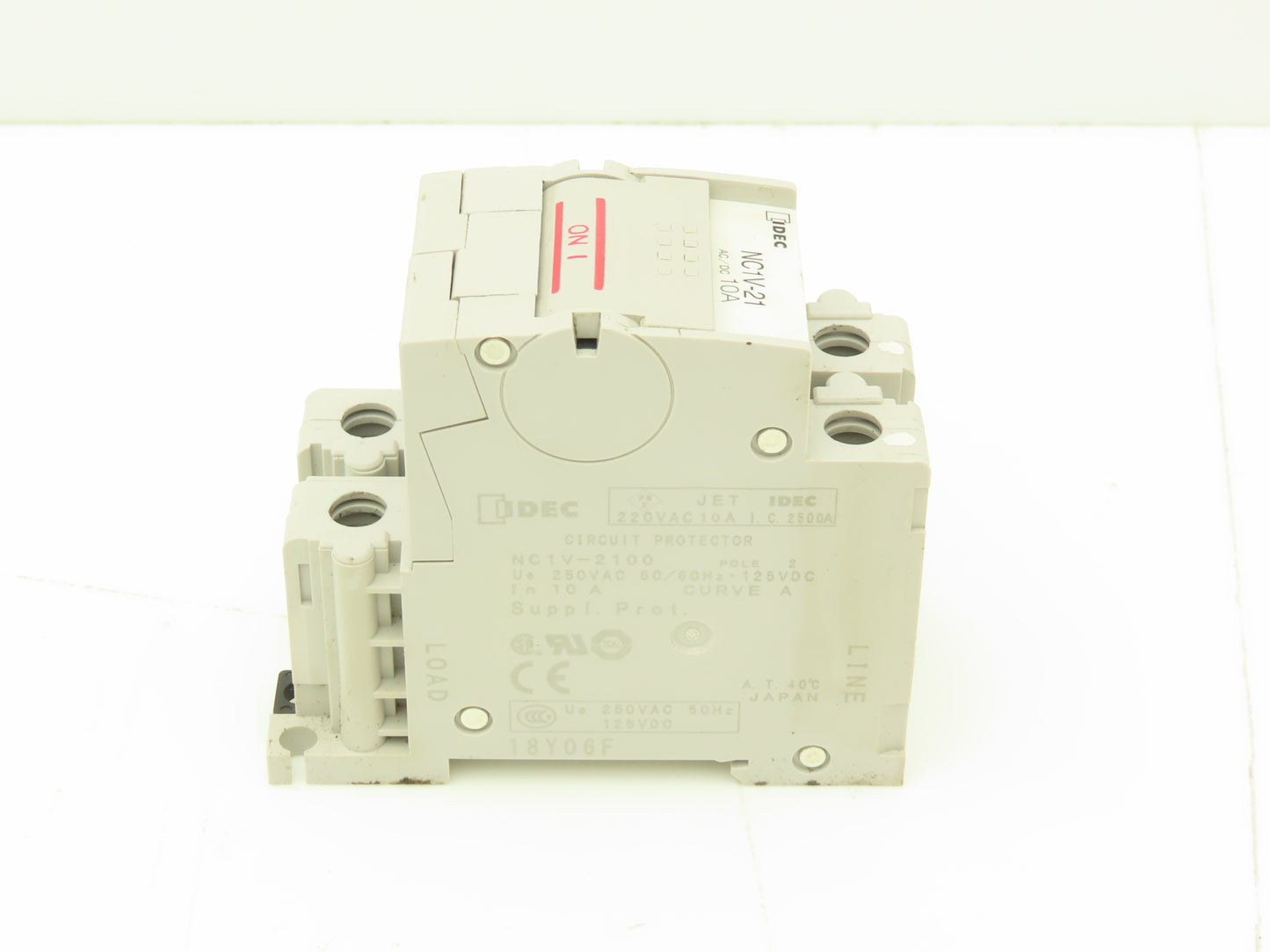IDEC NC1V-2100 10 Amp Circuit Protector 2 Pole A Curve 250VAC/125VDC Lot of 9