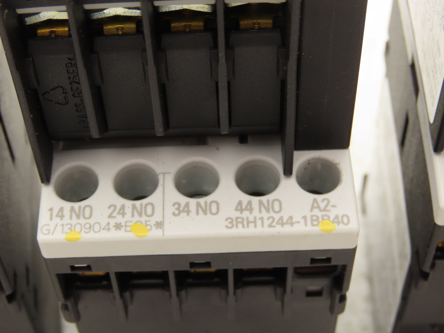 Siemens 3RH1244-1BB40 SIRIUS Contactor Relay 4NO + 4NC 24VDC Coil Lot of 6
