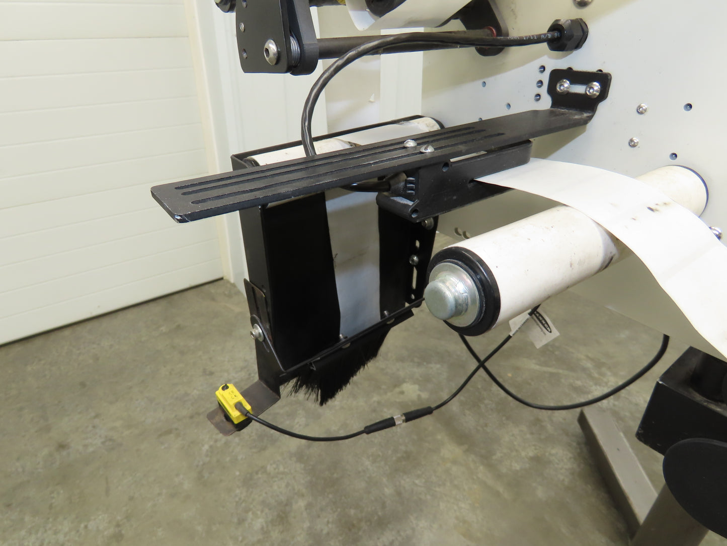 Take A Label TAL3100W18 Automatic Label Applicator Dispenser Stand No Print Head