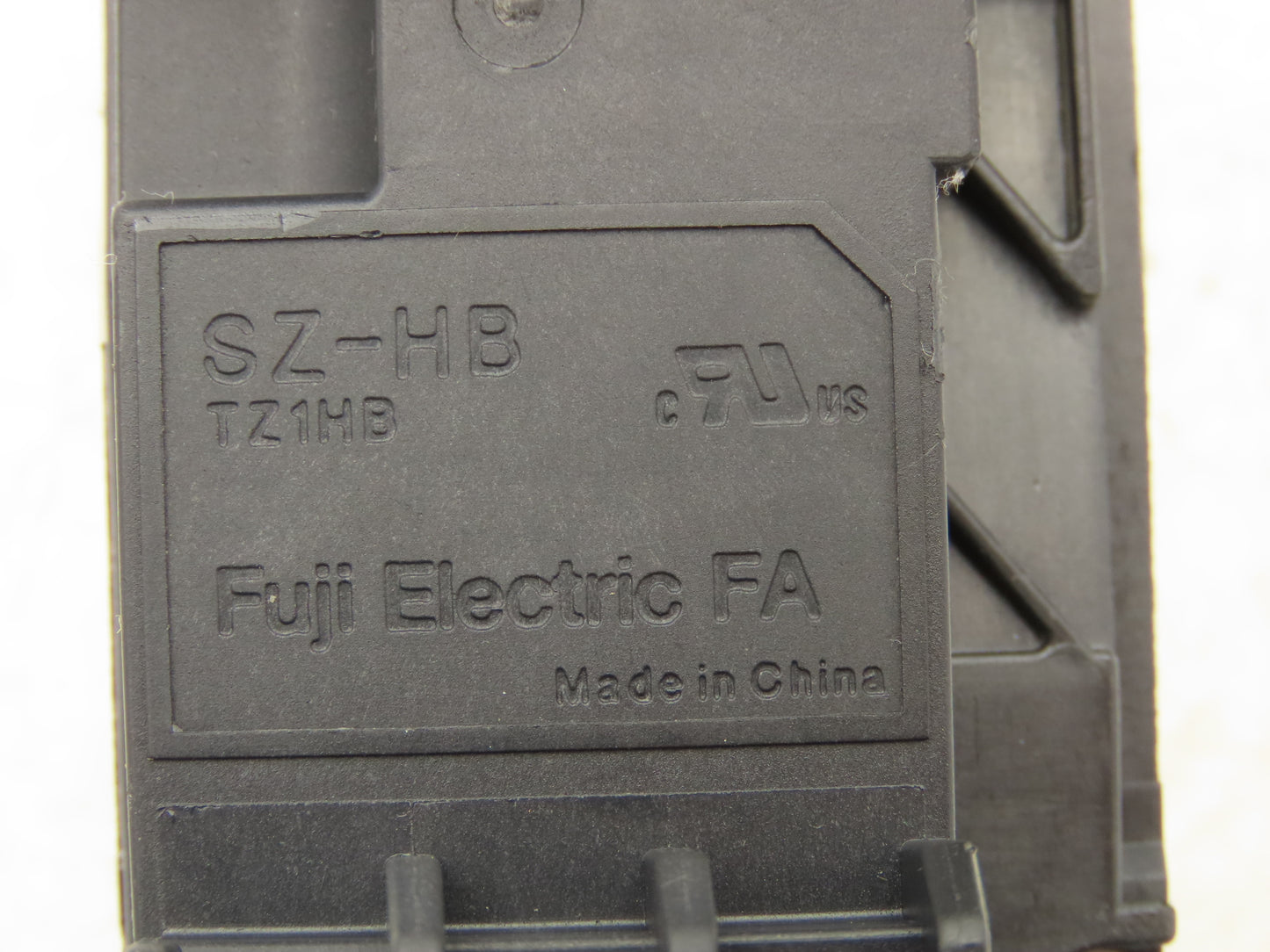 Fuji SZ-HB TZ1HB TR-ON/3 TR13D Thermal Overload Relay 0.48 - 0.72A with Adapter Base