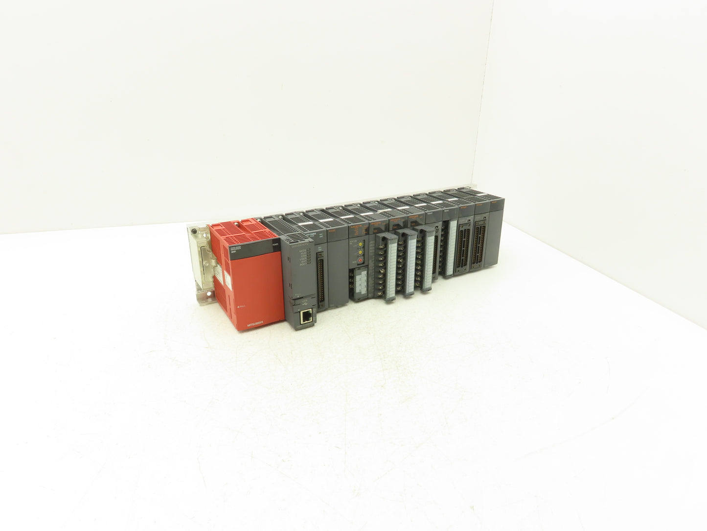 Mitsubishi Q04UDEHCPU Melsec PLC Backplane Rack Power Supply CPU 12 Slot Q312B