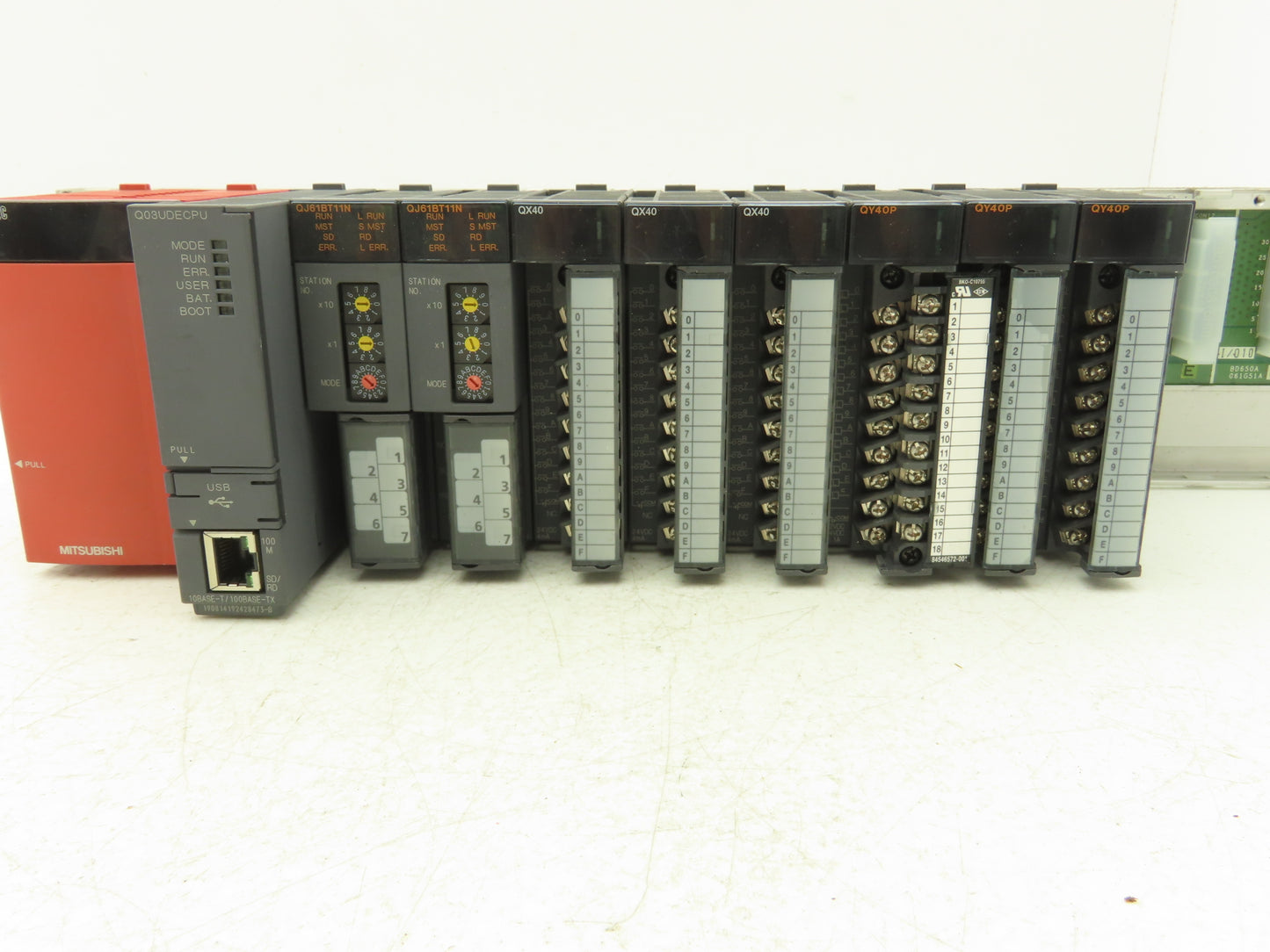 Mitsubishi Electric Q03UDECPU Melsec PLC Backplane Rack Power Supply CPU 12 Slot