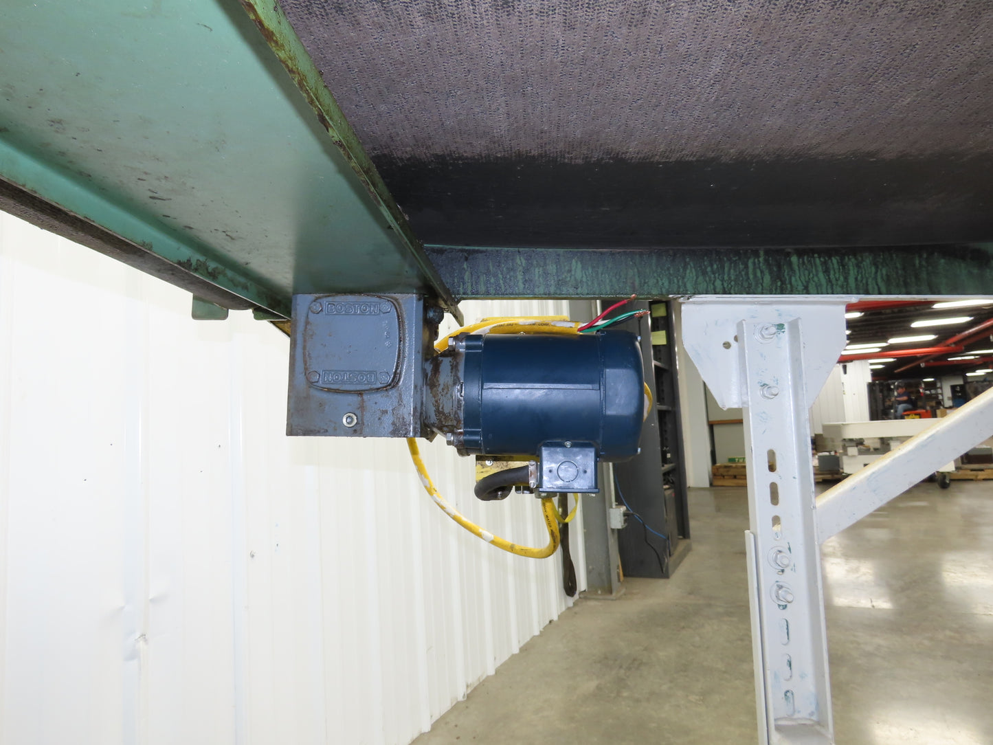 Wardcraft 24"x 10' Portable Incline Belt Conveyor .33Hp 3PH Chain Drive 36FPM