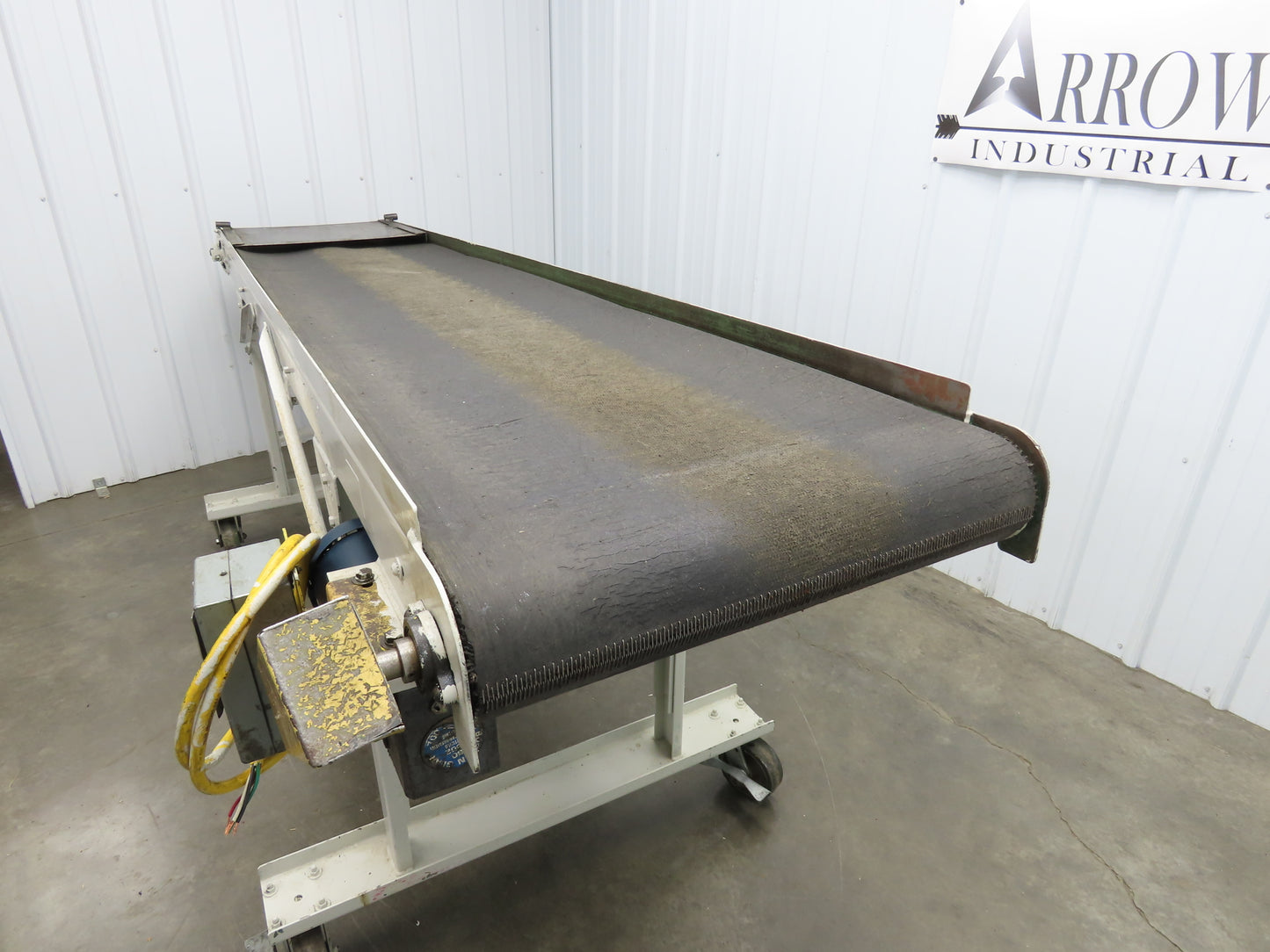 Wardcraft 24"x 10' Portable Incline Belt Conveyor .33Hp 3PH Chain Drive 36FPM