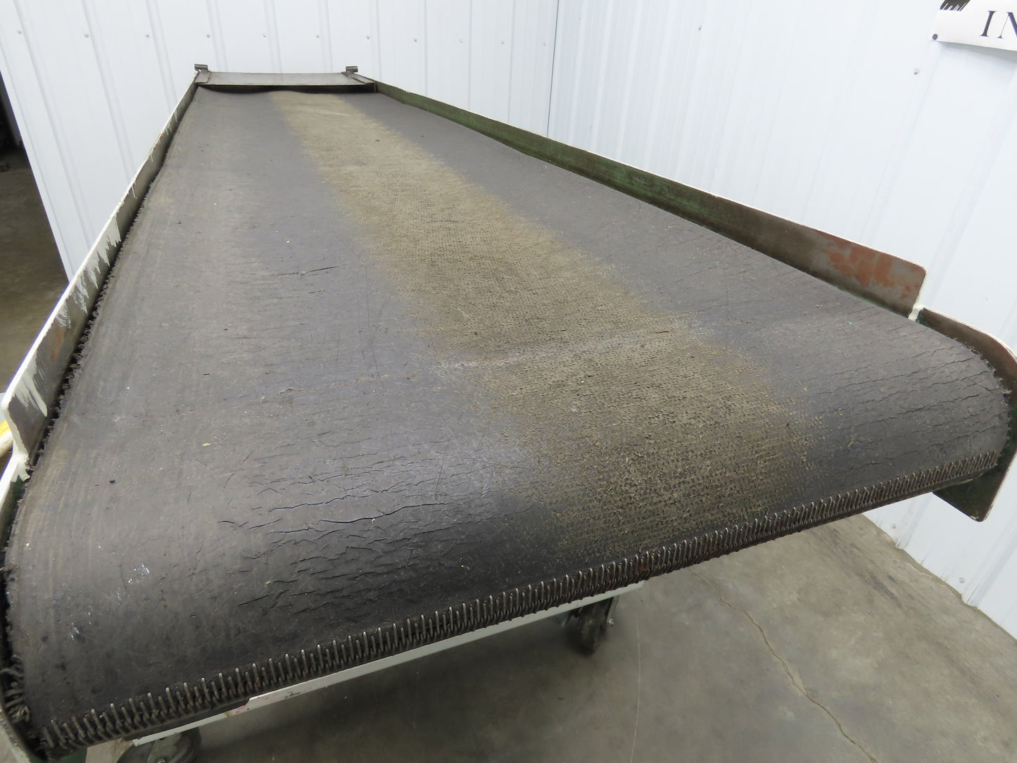 Wardcraft 24"x 10' Portable Incline Belt Conveyor .33Hp 3PH Chain Drive 36FPM