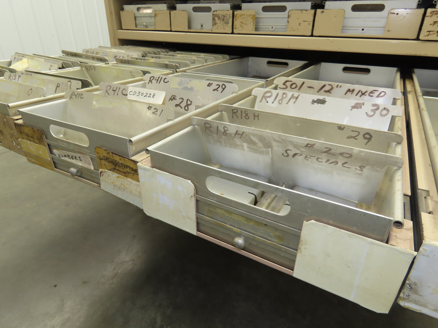 Modular Industrial Storage Cabinet 20 Drawer 61.5x38x34.5" Vintage 17x10" Trays