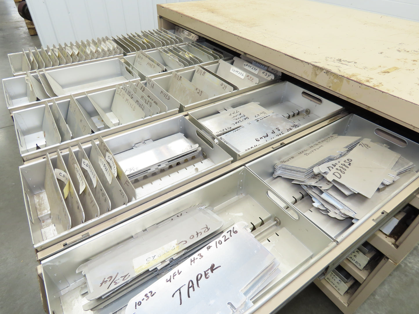 Modular Industrial Storage Cabinet 20 Drawer 61.5x38x34.5" Vintage 17x10" Trays