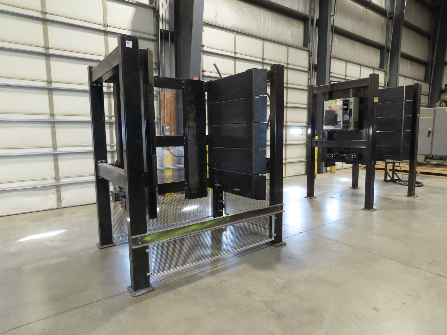 42"W x 48-50"L Pallet Feeder Dispenser for Robot Palletizer Conveyor 90"H