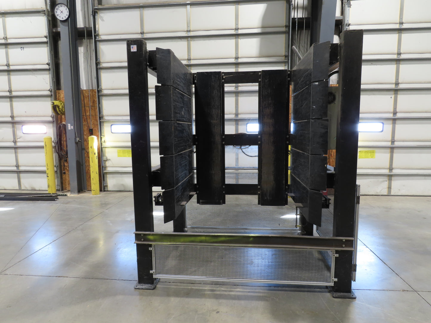 42"W x 48-50"L Pallet Feeder Dispenser for Robot Palletizer Conveyor 90"H